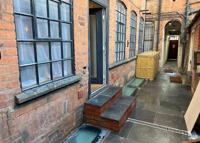 Djh Homes - Luxurious And Chic 3Br Grade II Industrial House With Log Burner And Electric Blinds - Jq, Birmingham City